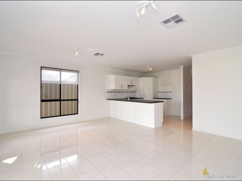 23 Hillsea Avenue, Clearview SA 5085