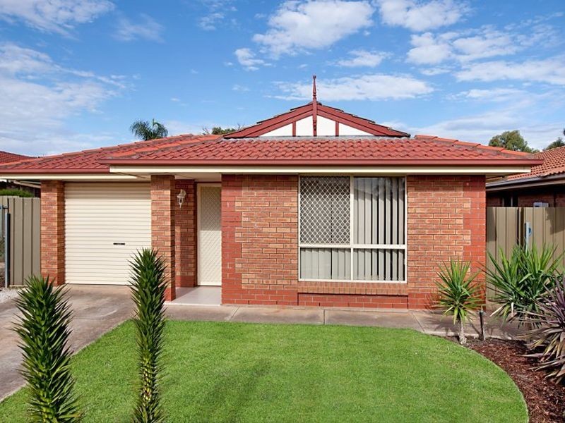 21 Clapton Dve, Paralowie SA 5108