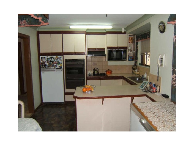 14 Padbury Road, Gilles Plains SA 5086