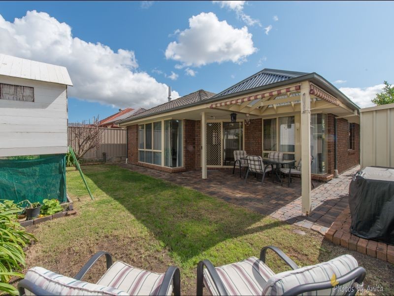 17 Hanbury Court, Oakden SA 5086
