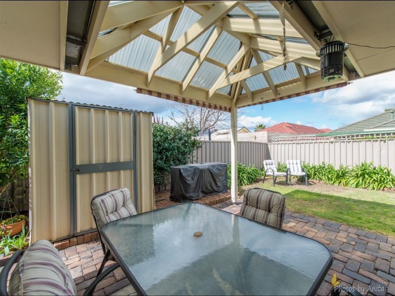 17 Hanbury Court, Oakden SA 5086