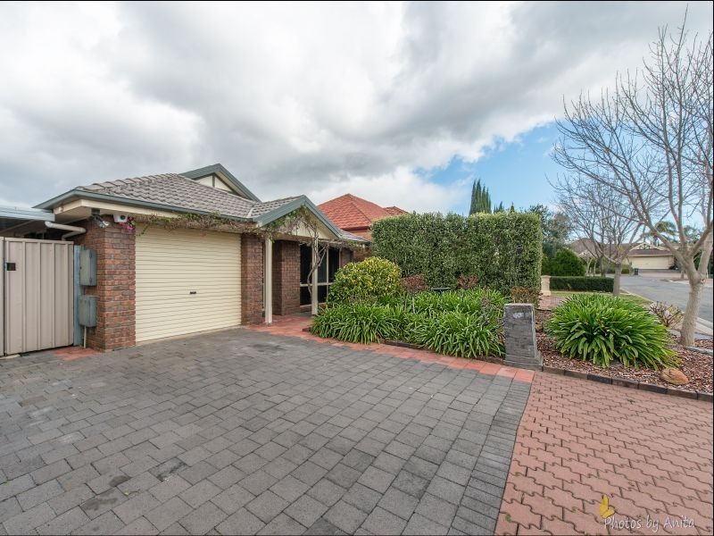17 Hanbury Court, Oakden SA 5086