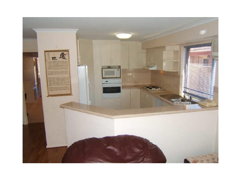 27 Dovecote Street, Oakden SA 5086