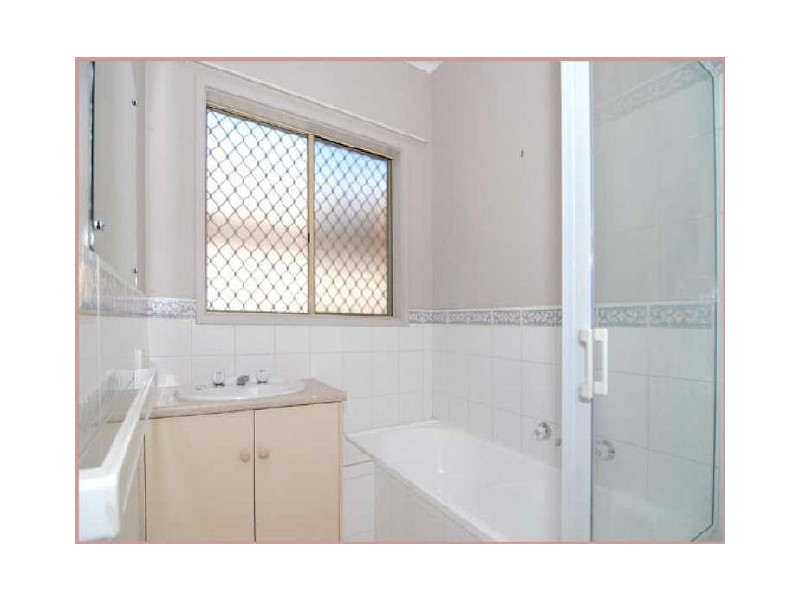 16 Victoria Drive, Oakden SA 5086