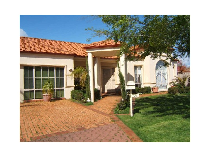 26 Saltram Parade, Oakden SA 5086