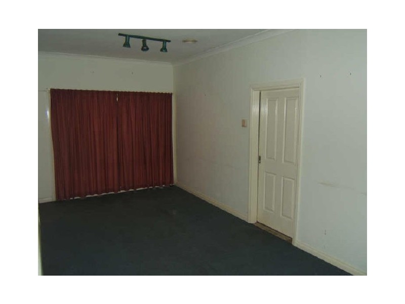 26 Saltram Parade, Oakden SA 5086