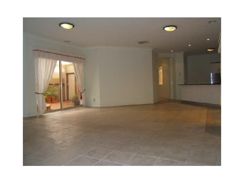 26 Saltram Parade, Oakden SA 5086