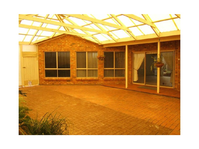 26 Saltram Parade, Oakden SA 5086