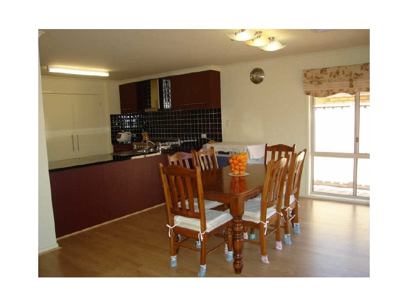 36 Kopoola Crescent, Gilles Plains SA 5086