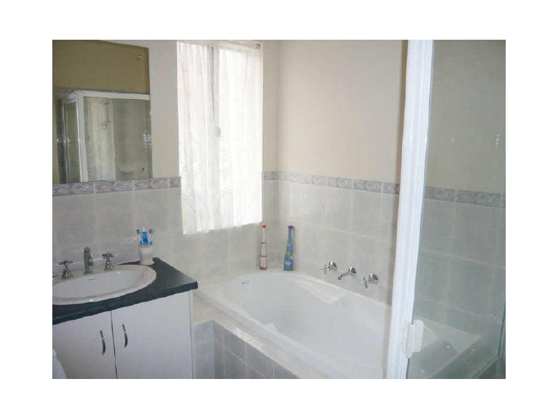 2A Whysall Road, Greenacres SA 5086