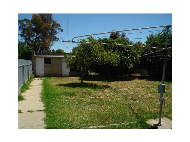 2 Forest Avenue, Rostrevor SA 5073