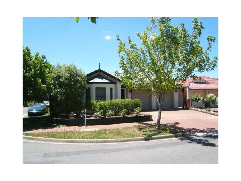 18 Hanbury Court, Oakden SA 5086