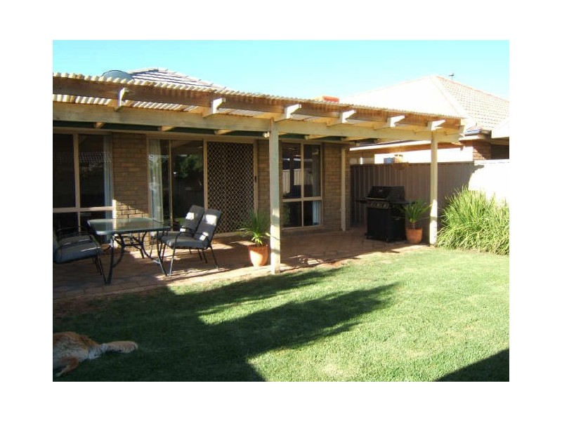 39 Parkview Drive, Oakden SA 5086