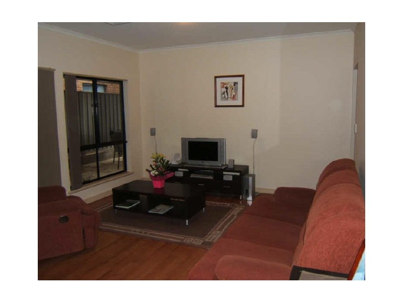 11 McKinlay Avenue, Gilles Plains SA 5086