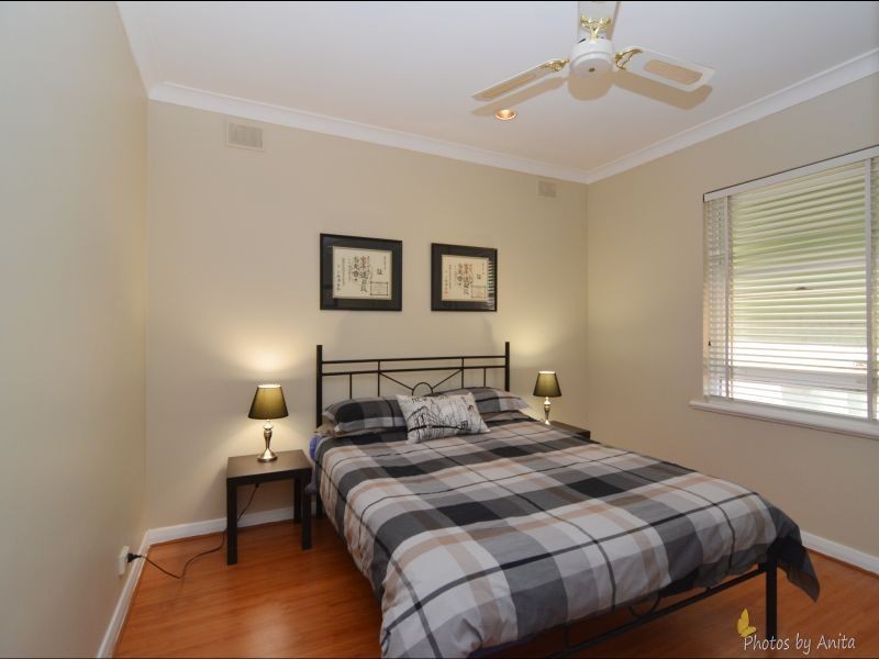 156 Brougham Drive, Valley View SA 5093