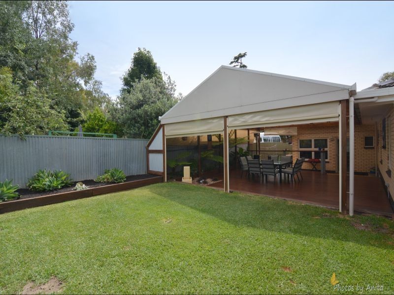 156 Brougham Drive, Valley View SA 5093