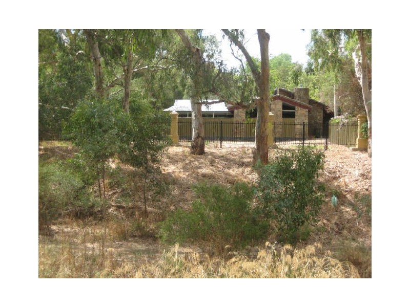 6 Bowman Court, Redwood Park SA 5097