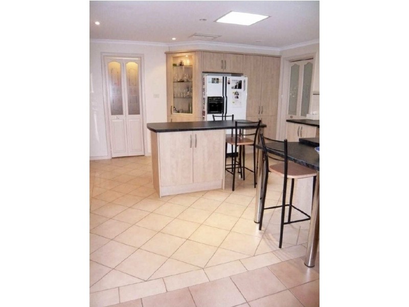 6 Bowman Court, Redwood Park SA 5097