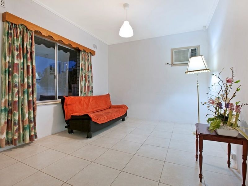 208 Hampstead Road, Clearview SA 5085