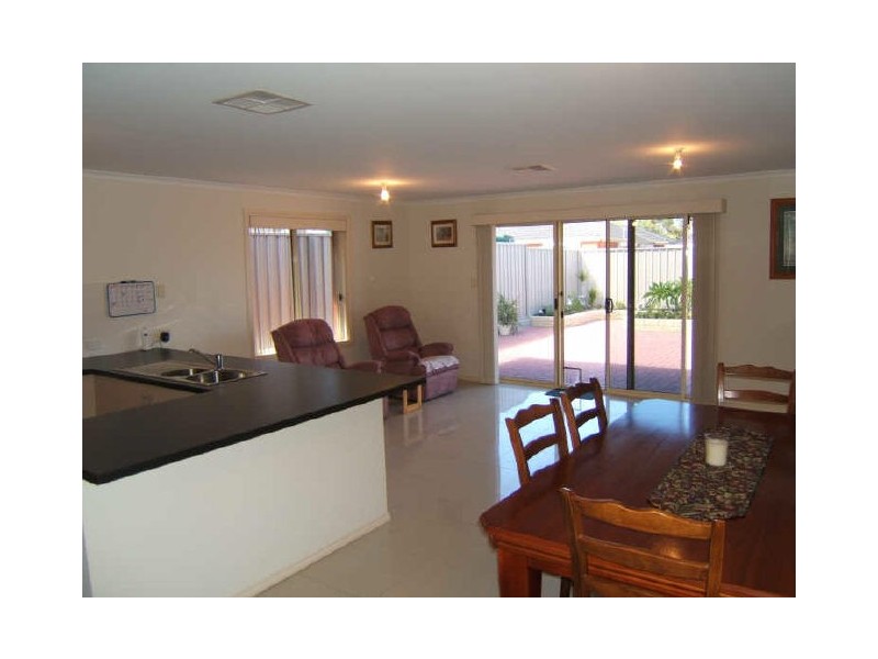 9 Karratta Avenue, Gilles Plains SA 5086