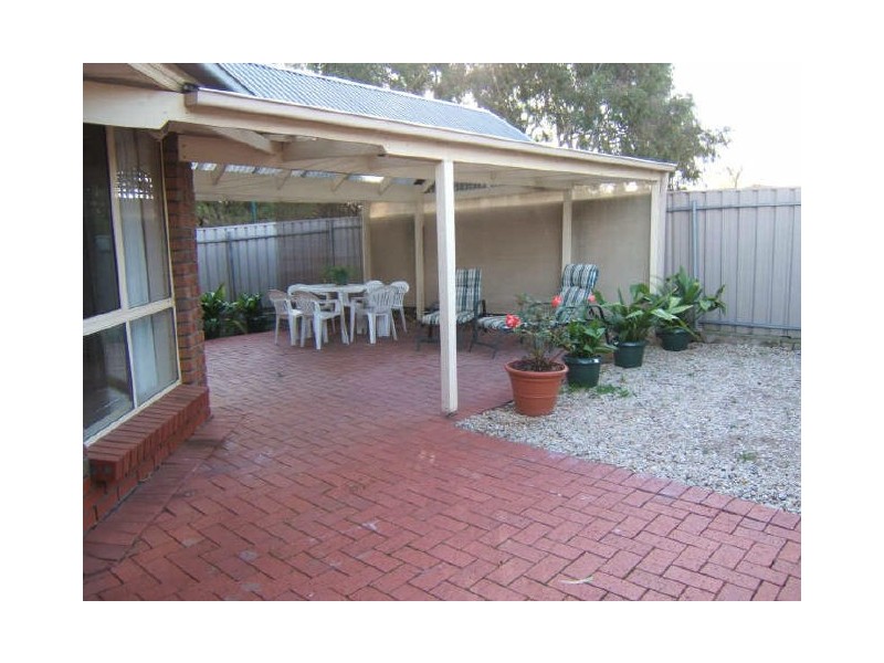 2 Bristol Terrace, Oakden SA 5086