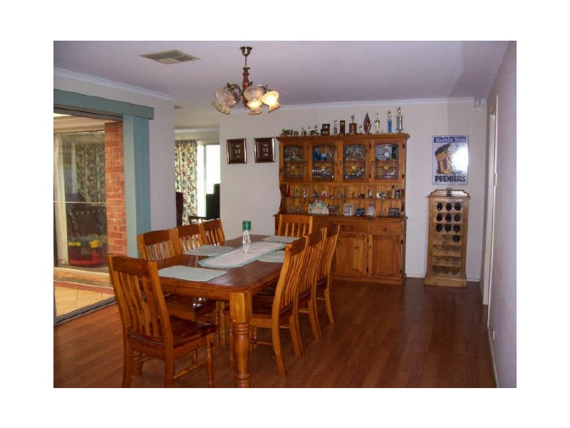 32 Saddle Crescent, Walkley Heights SA 5098