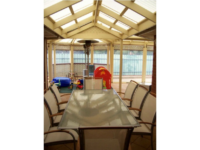 32 Saddle Crescent, Walkley Heights SA 5098