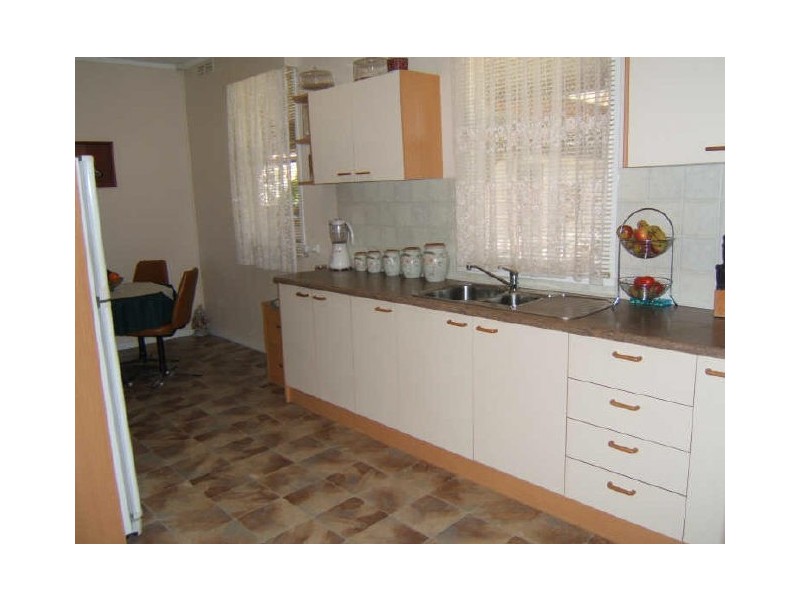 46 Oxford Street, Oakden SA 5086