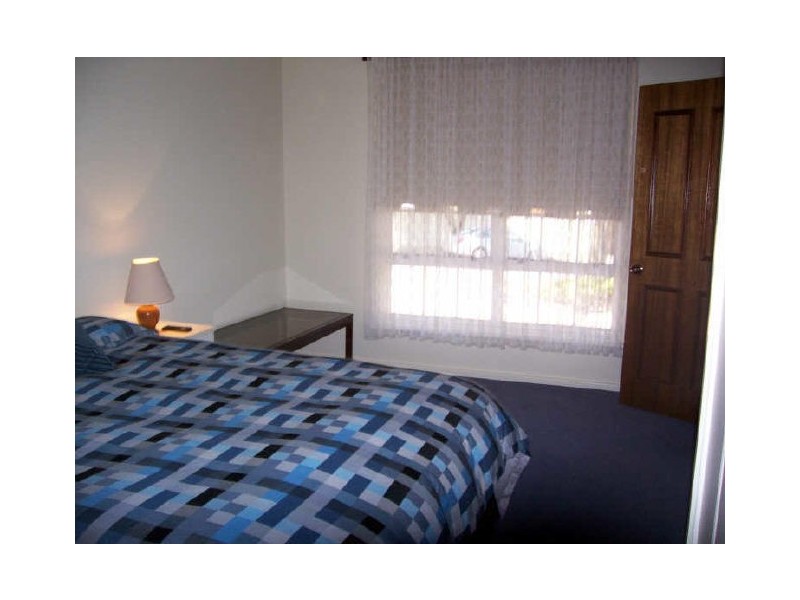 2 Nepal Road, Valley View SA 5093