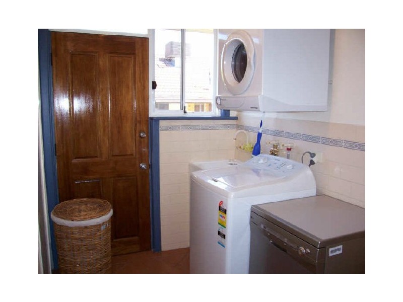 2 Nepal Road, Valley View SA 5093