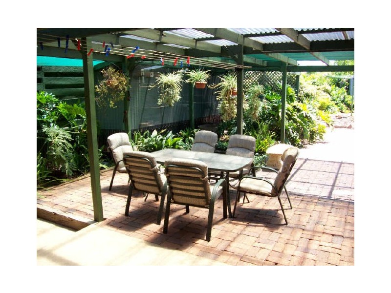 2 Nepal Road, Valley View SA 5093