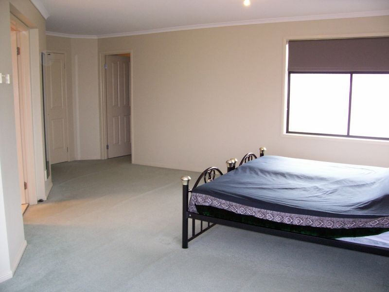 31 Linear Crescent, Walkley Heights SA 5098