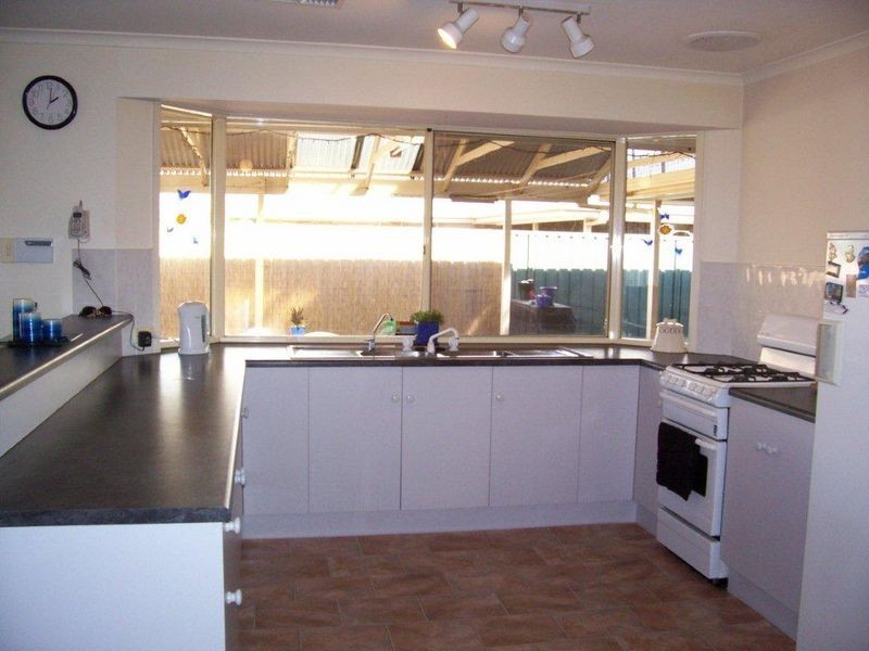 6 Dene Street, Walkley Heights SA 5098