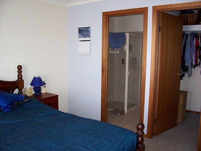 6 Dene Street, Walkley Heights SA 5098