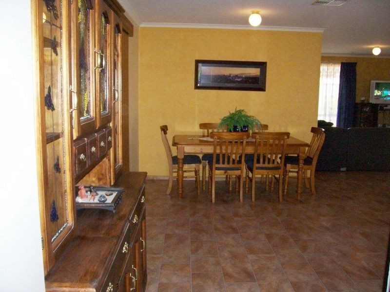 6 Dene Street, Walkley Heights SA 5098