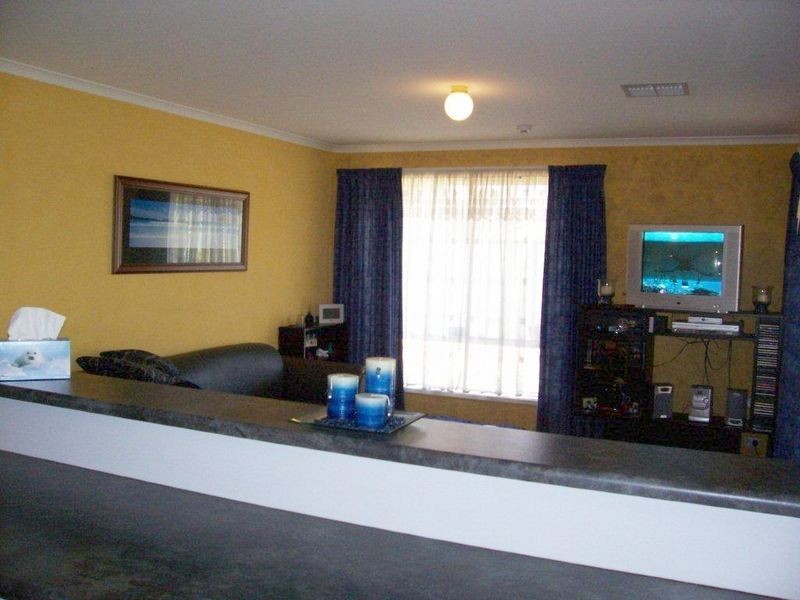 6 Dene Street, Walkley Heights SA 5098