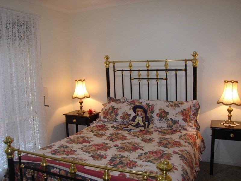 30 Saddle Crescent, Walkley Heights SA 5098