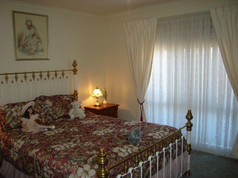 30 Saddle Crescent, Walkley Heights SA 5098