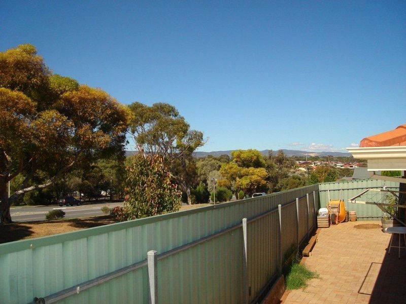 30 Saddle Crescent, Walkley Heights SA 5098