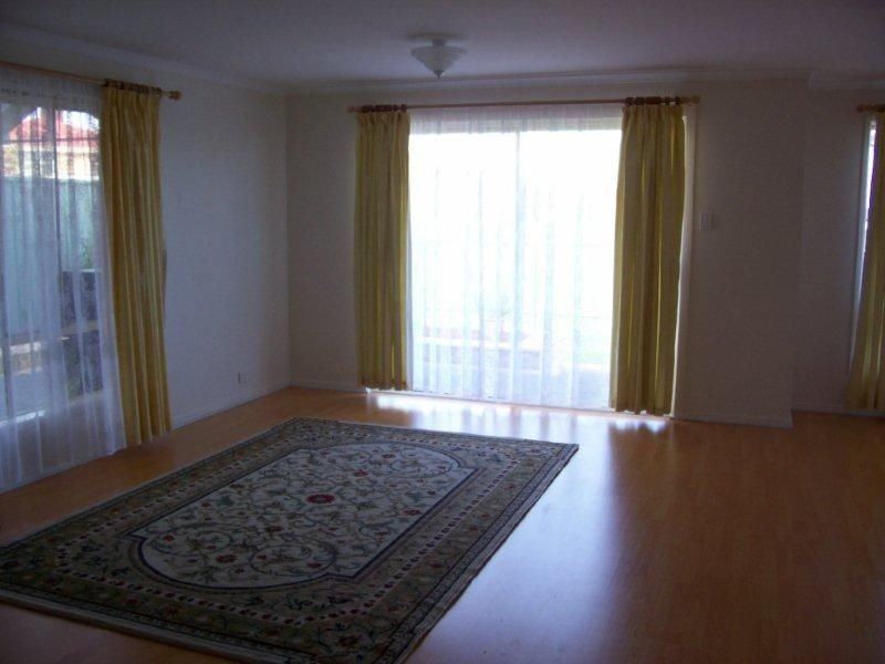 9 Niedpath Street, Walkley Heights SA 5098