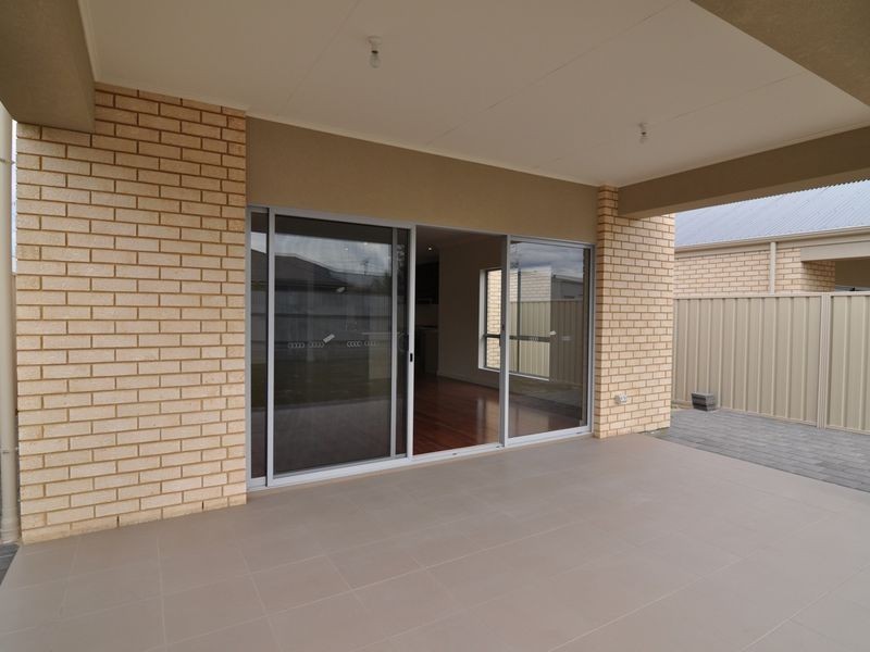 2A John Street, Hillcrest SA 5086