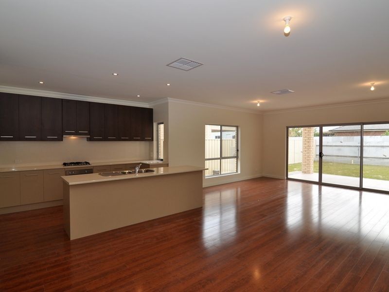 2A John Street, Hillcrest SA 5086