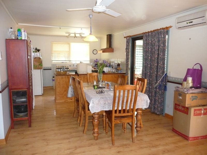 16 THORNTON WAY, Para Hills West SA 5096