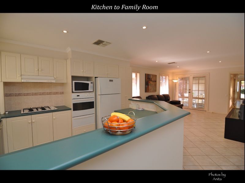 23 Woodland Drive, Oakden SA 5086