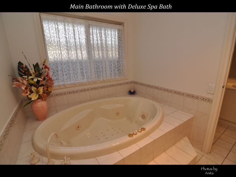 23 Woodland Drive, Oakden SA 5086