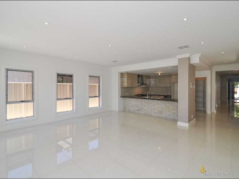 45B Angas Avenue, Vale Park SA 5081