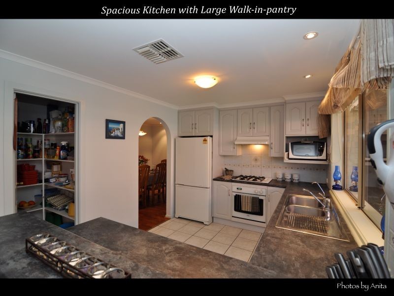 6 Barley Crescent, Walkley Heights SA 5098