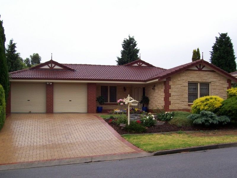 2 Cobbler Drive, Greenwith SA 5125