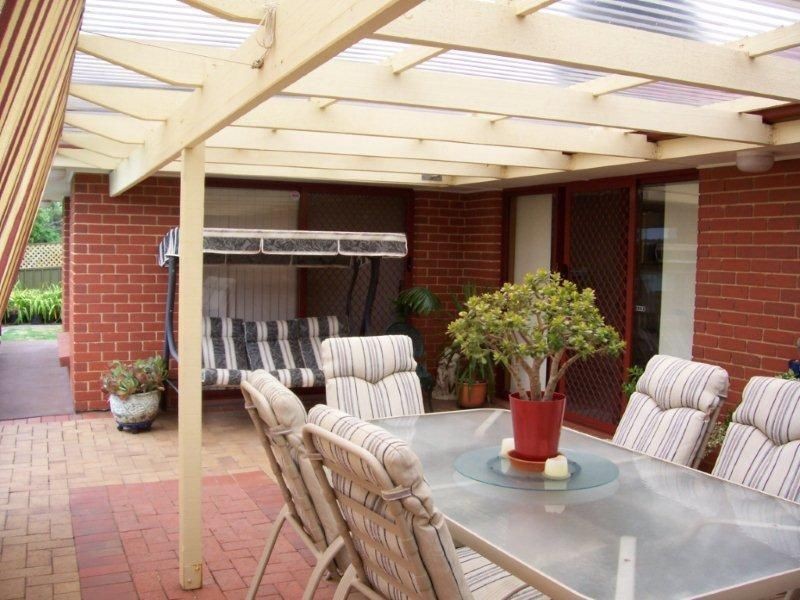 2 Cobbler Drive, Greenwith SA 5125