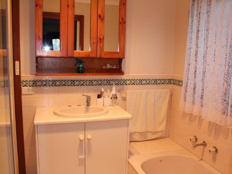 22 Sellar Court, Greenwith SA 5125